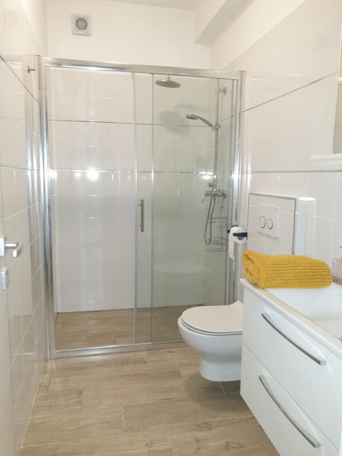 Apartments Valeria Divšići Екстериор снимка